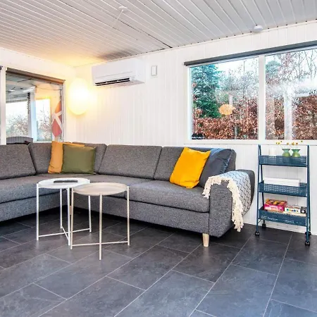Holiday home Xxiv *